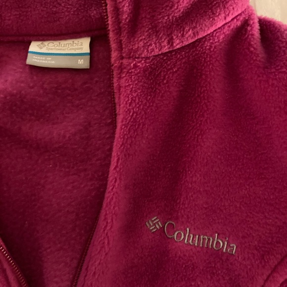 Fleece women’s zip up in raspberry by Columbia - Picture 4 of 4